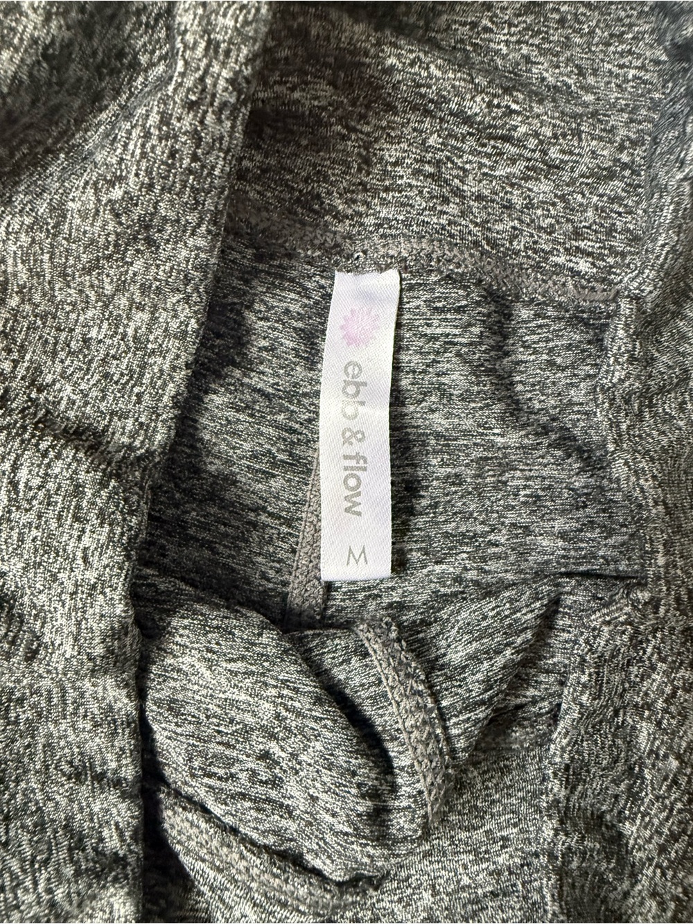 Ebs & Flow Heather Gray Athletic Shorts | Size Medium | Pockets - Picture 3 of 3
